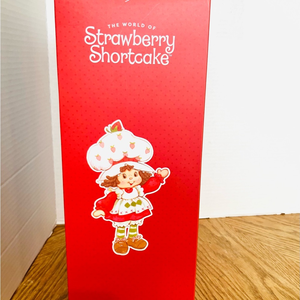 Strawberry Shortcake 14in Plush Rag Doll New The Loyal Subjects Scented - Picture 6 of 9